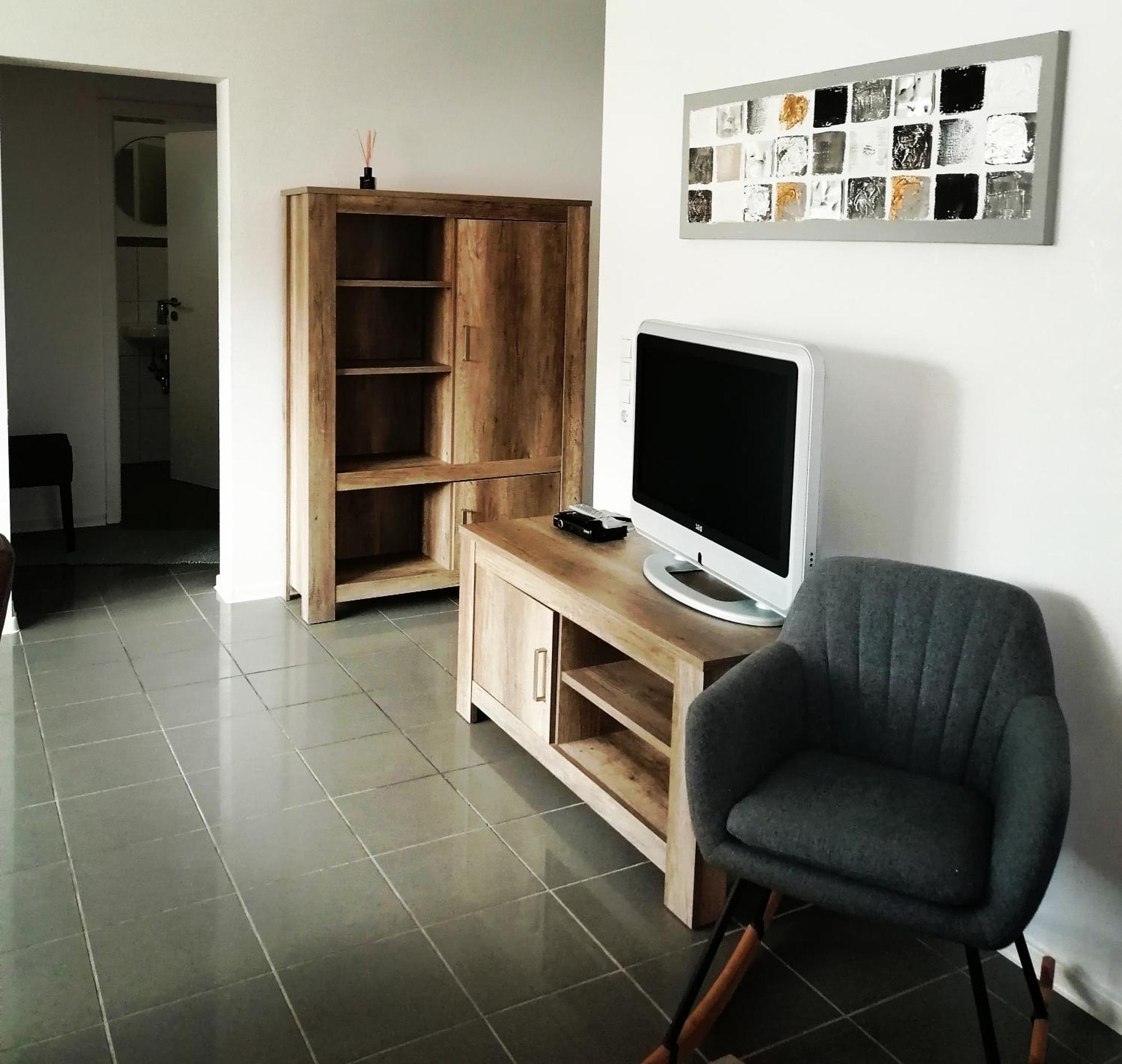 Modernes Apartment - Neustadt an der Weinstraße Екстериор снимка